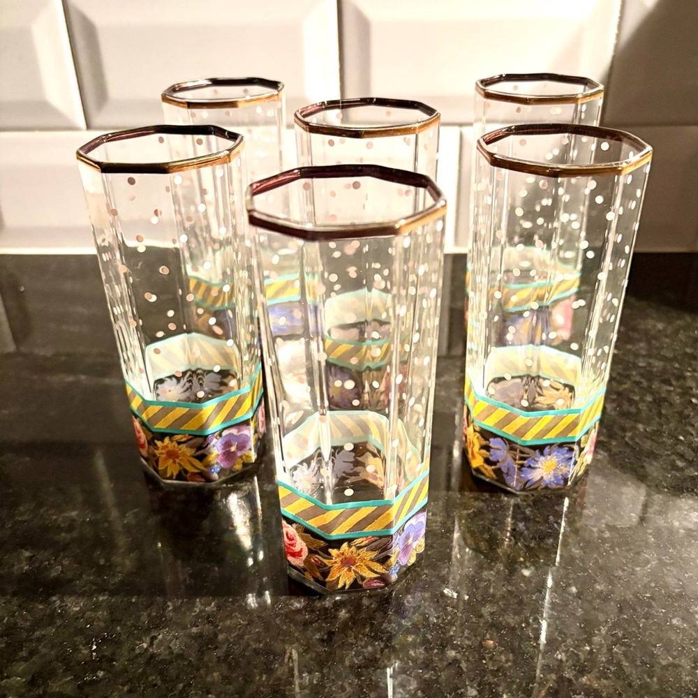Mackenzie Childs Garland Tumblers SET of 6 in Mint unused condition